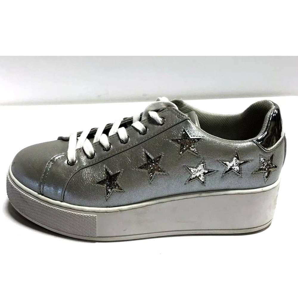 Guess Women’s Nat, Silver Lace-Up Sneakers, Size 9.5 M.